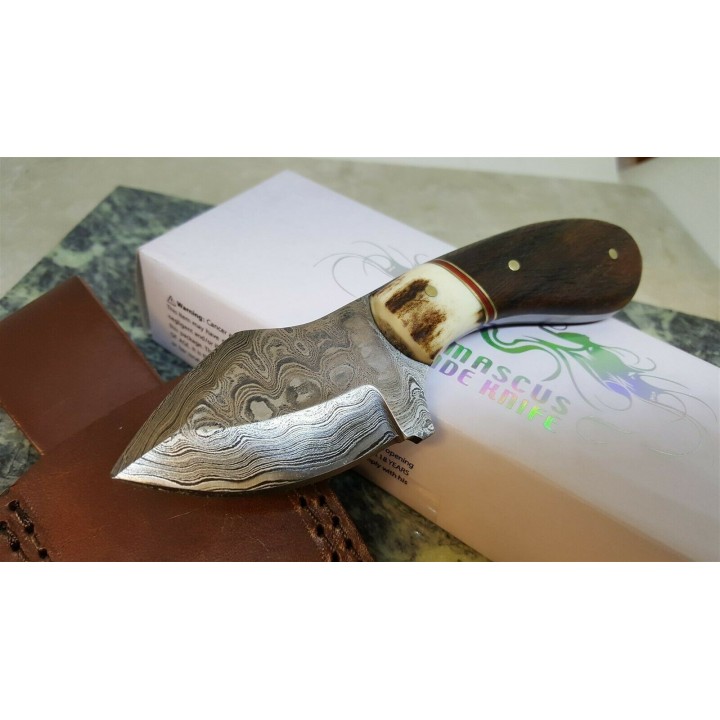 Couteau Skinner Damas Manche Corne/Bois Lame 256 Couches Etui Cuir DM1229 - Livraison Gratuite