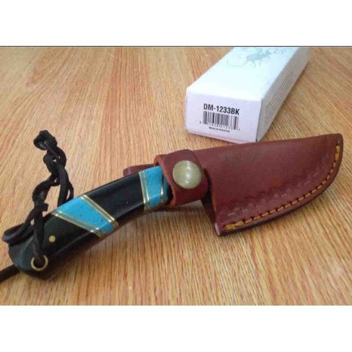 Couteau Skinner Damas Lame 256 Couches Manche Turquoise Etui Cuir DM1233BK - Livraison Gratuite