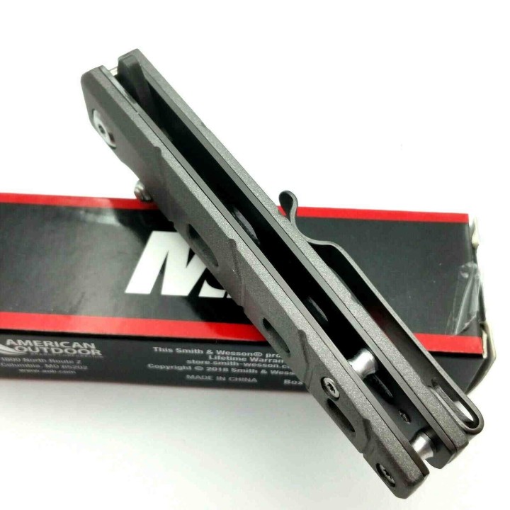 Couteau Smith&Wesson M&P Bodyguard Lame Acier 8Cr13MoV Manche Aluminium SW1100068 - Livraison Gratuite