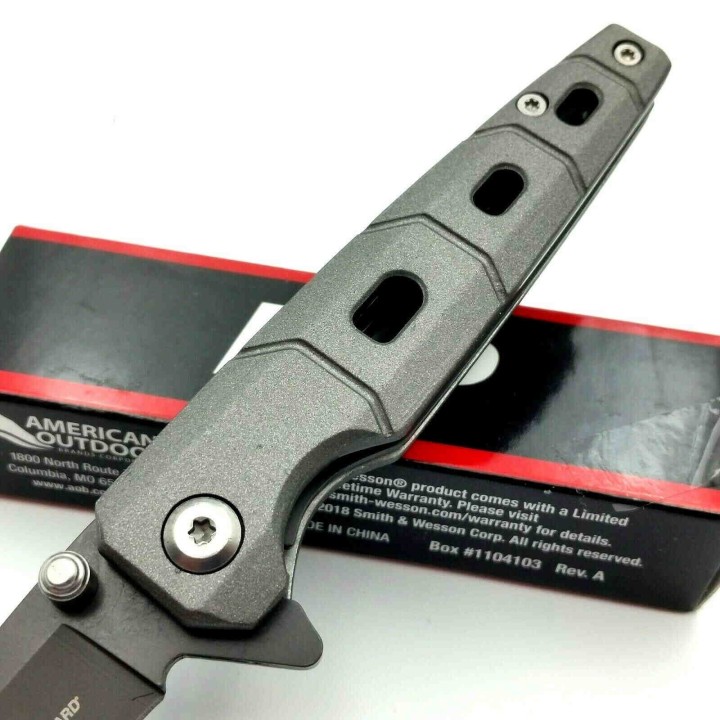 Couteau Smith&Wesson M&P Bodyguard Lame Acier 8Cr13MoV Manche Aluminium SW1100068 - Livraison Gratuite