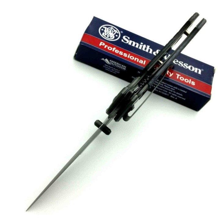 Couteau Smith&Wesson Lame Acier 8Cr13MoV Serr Manche Black G-10 Linerlock SW1100062 - Livraison Gratuite