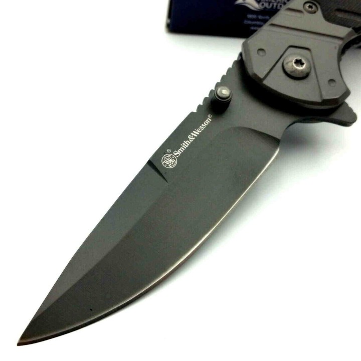 Couteau Smith&Wesson Lame Acier 8Cr13MoV Serr Manche Black G-10 Linerlock SW1100062 - Livraison Gratuite