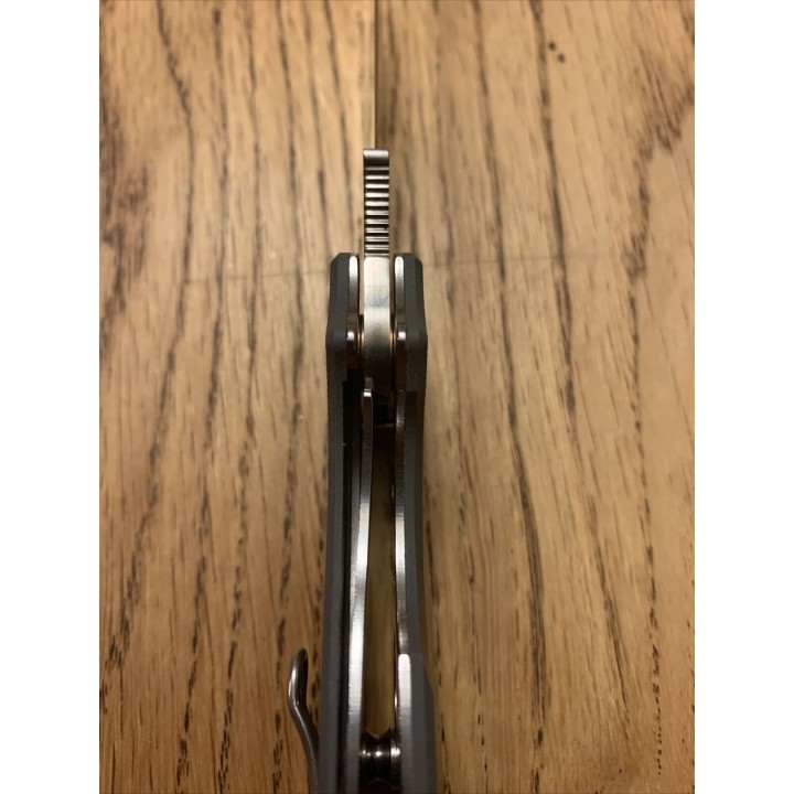 Couteau Spyderco Sage 1 Maxamet Manche Gray G10 Linerlock Clip SC123GPGY - Livraison Gratuite