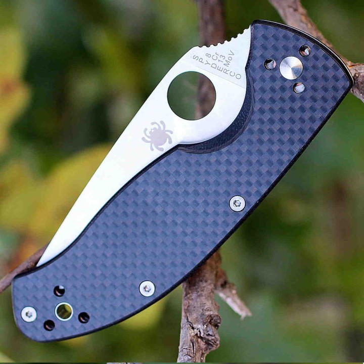 Couteau Spyderco Tenacious Carbon Fiber/G10 Lame Acier 8Cr13MoV Linerlock SC122CFP - Livraison Gratuite