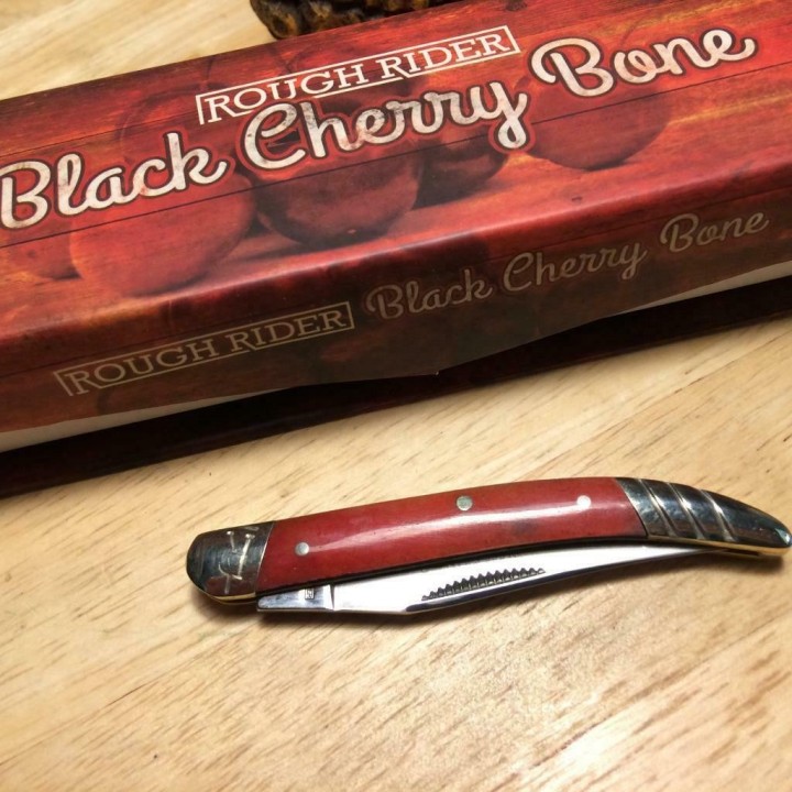 Couteau Canif Rough Rider Small Toothpick Black Cherry Lame Acier 440 Manche Os RR1668 - Livraison Gratuite
