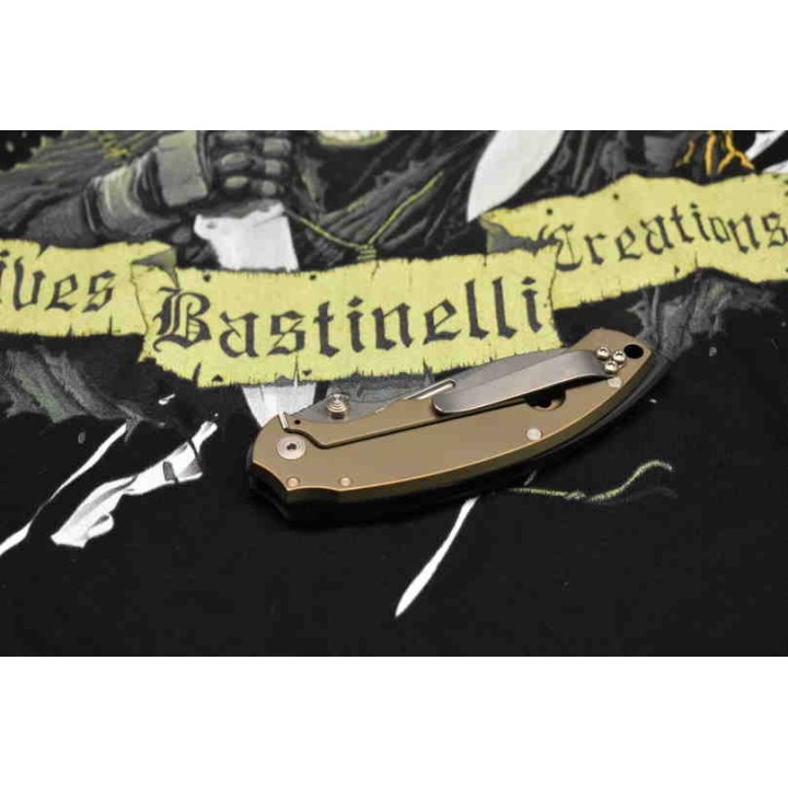 BASBBR2IKBS Bastinelli Creations BBR2 Folder D2 Blade G10/Titanium Handle IKBS - Livraison Gratuite