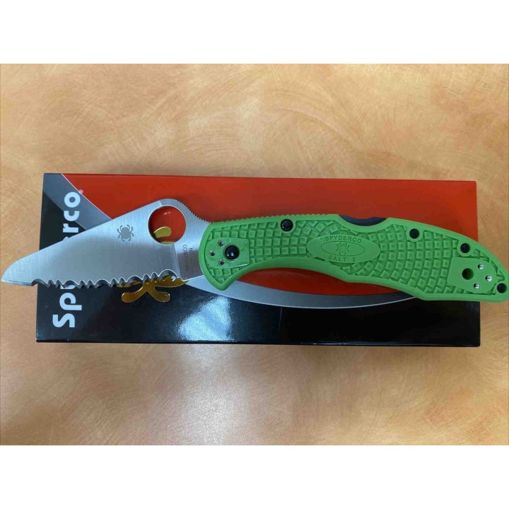 Couteau Spyderco Salt 2 Green Delica 4 Lame Acier LC200N Manche FRN Made Japan SC88FSGR2 - Livraison Gratuite
