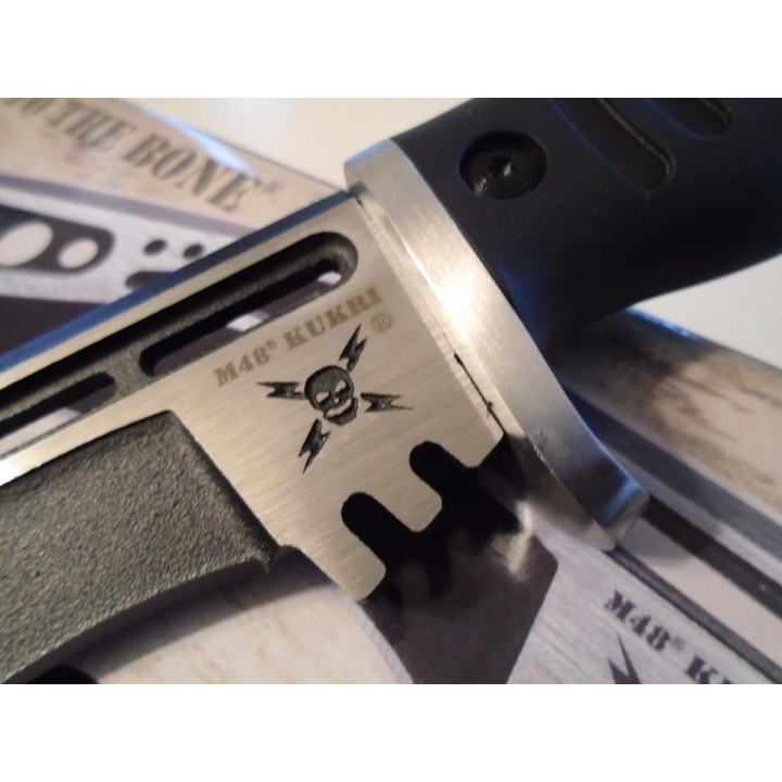 Machette Gurkha United Cutlery M48 Kukri Acier 2Cr13 Manche TPR Etui Fibre de Nylon UC3160 - Livraison Gratuite