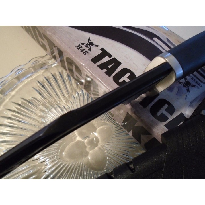 Machette Gurkha United Cutlery M48 Kukri Acier 2Cr13 Manche TPR Etui Fibre de Nylon UC3160 - Livraison Gratuite