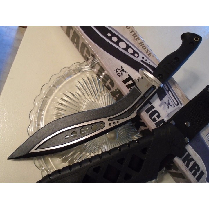 Machette Gurkha United Cutlery M48 Kukri Acier 2Cr13 Manche TPR Etui Fibre de Nylon UC3160 - Livraison Gratuite