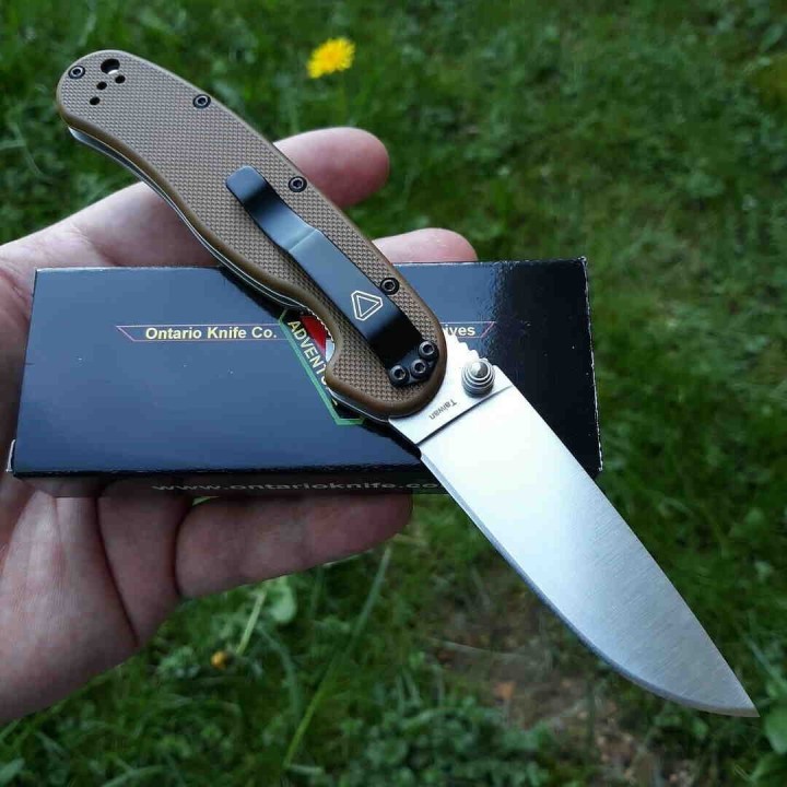 Couteau Ontario Rat II D2 Coyote Brown Manche FRN  Lame Acier D2 Linerlock Clip ON8828CB - Livraison Gratuite