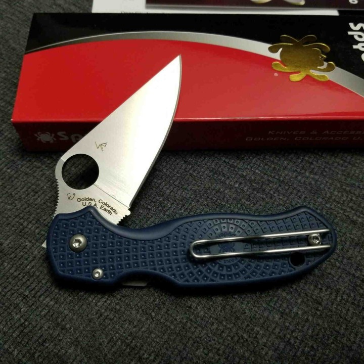 Couteau Spyderco Paramilitary 3 Lame Acier CPM-SPY27 Manche Blue FRN Compression Lock Made USA SC223PCBL - Livraison Gratuite