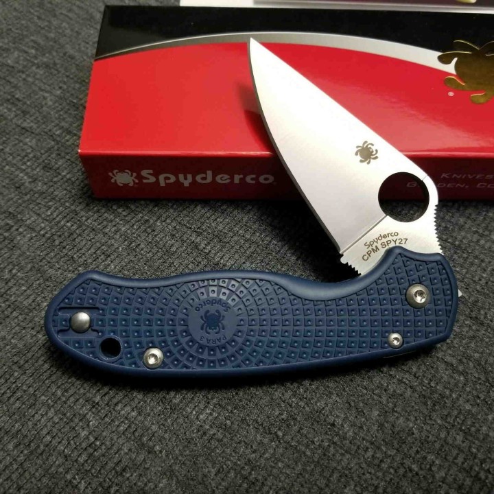 Couteau Spyderco Paramilitary 3 Lame Acier CPM-SPY27 Manche Blue FRN Compression Lock Made USA SC223PCBL - Livraison Gratuite