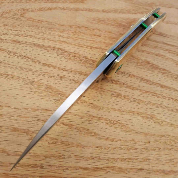Couteau Rough Ryder Brass Lame Acier D2 Manche Laiton Linerlock Clip RR2179 - Livraison Gratuite