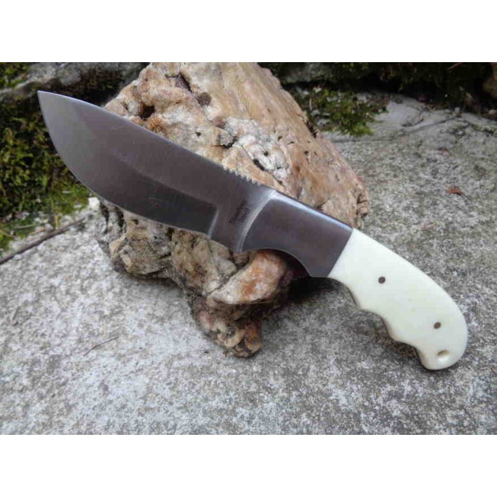 Couteau de Chasse Skinner Lame Acier Carbone 1055 Manche Os Etui Cuir PA8015 - Livraison Gratuite