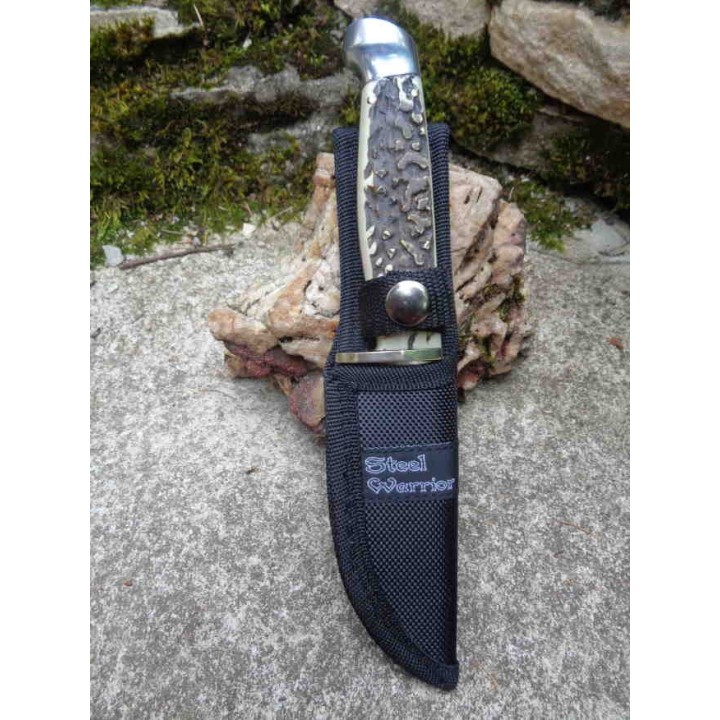 Couteau de Chasse Skinner Lame Acier 440 Manche Résine Etui Nylon Frost Cutlery FSW602SBR - Livraison Gratuite