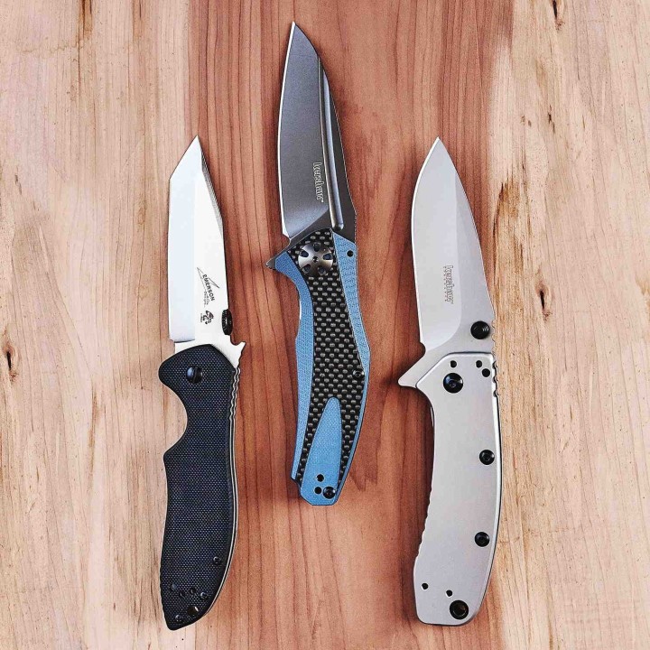 Couteau Kershaw Natrix Carbon Fiber A/O Acier 8Cr13MoV Manche Black G-10/Fibre de Carbone KS7007CF - Livraison Gratuite