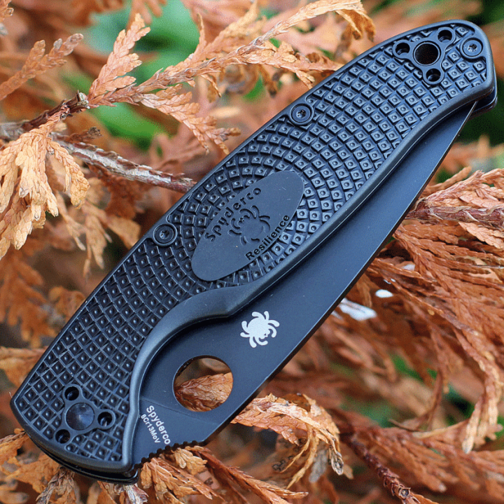 Couteau Spyderco Resilience Plain edge Black Lame Acier 8Cr13MoV Manche FRN Linerlock Clip SC142PBBK - Livraison Gratuite