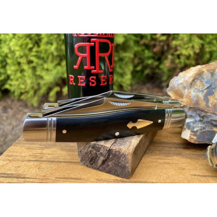 Couteau Rough Rider Reserve Common Stock 3 Lames Acier D2 Manche Micarta RRR008 - Livraison Gratuite