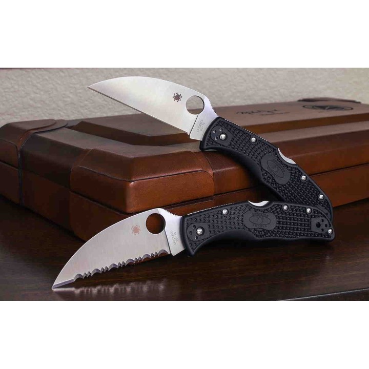 Couteau Spyderco Endela Wharncliffe Serr Lame Acier VG10 Manche FRN Lockback Japan SC243FSWCBK - Livraison Gratuite