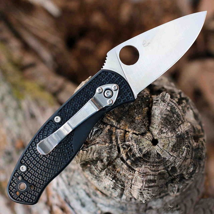 Couteau Spyderco Persistence Lightweight Lame Acier 8Cr13Mov Manche FRN Linerlock Clip SC136PBK - Livraison Gratuite