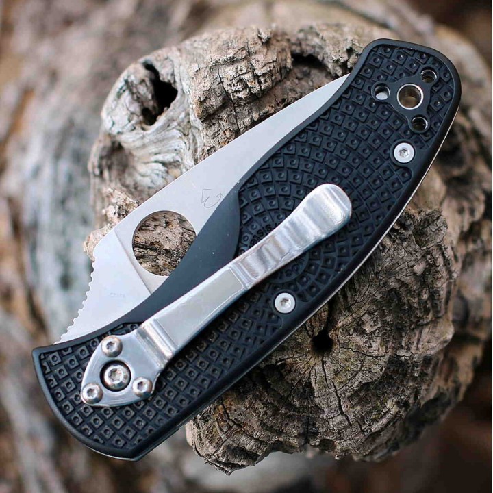 Couteau Spyderco Persistence Lightweight Lame Acier 8Cr13Mov Serr Manche FRN Linerlock SC136PSBK - Livraison Gratuite
