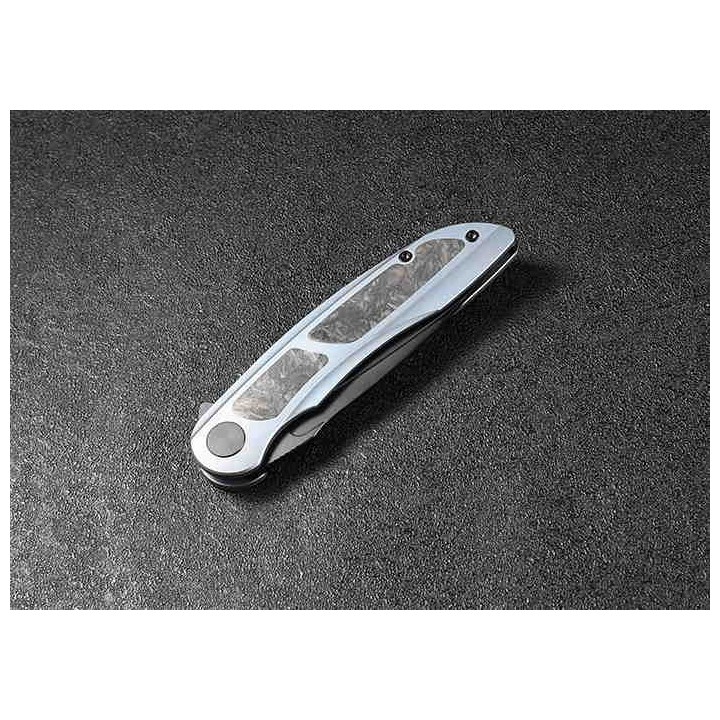 Couteau CMB Made Knives Knight Blue Manche Titane Lame Acier M390 IKBS Wire Lock Clip CMB07B - Livraison Gratuite