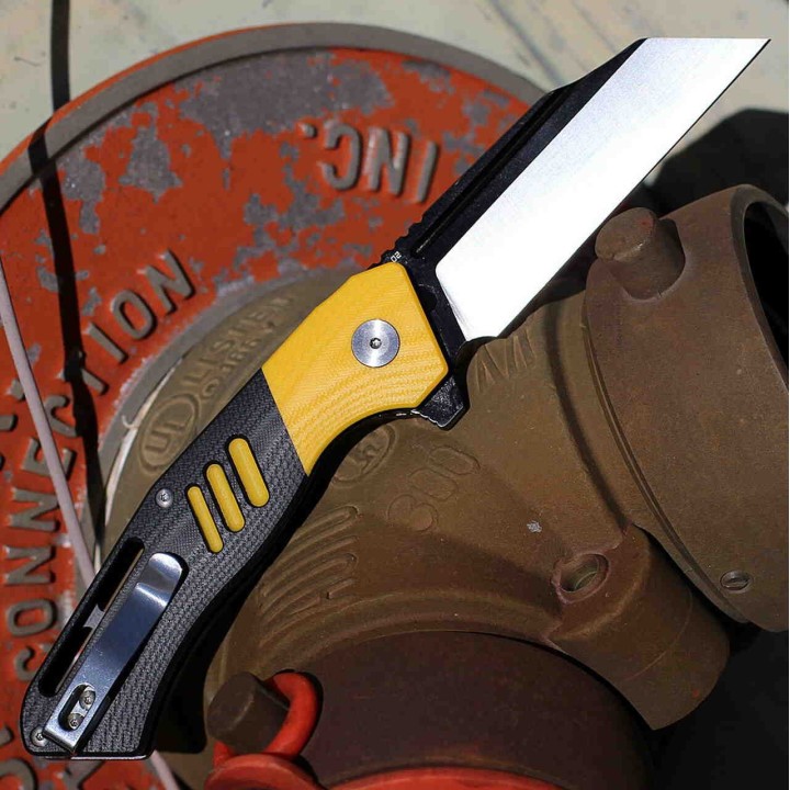 Couteau Bestech Rockface Black/Yellow Manche G10 Lame D2 Wharncliffe IKBS BTKG46A - Livraison Gratuite