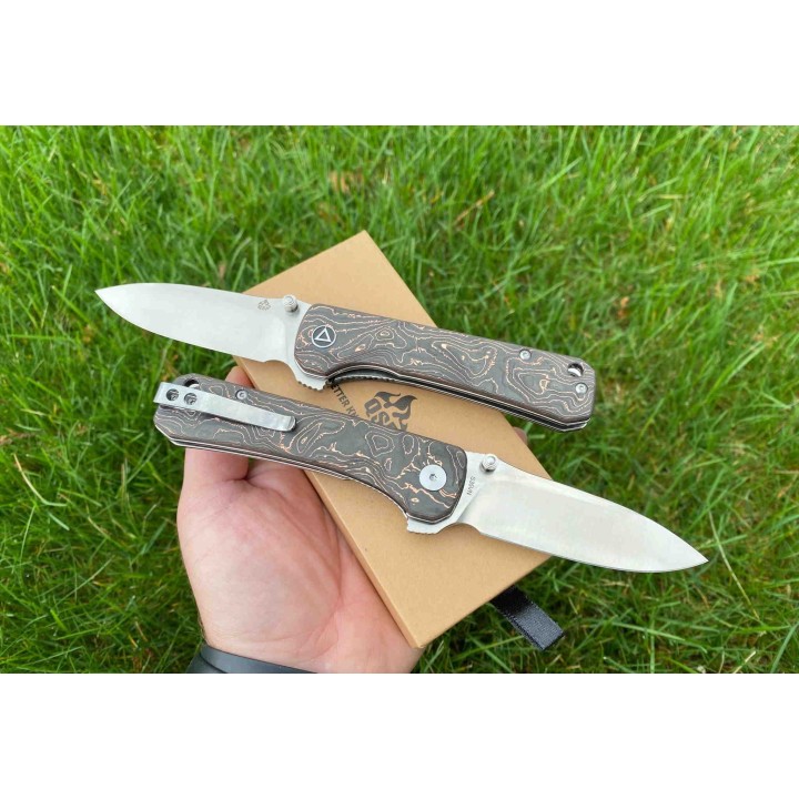 Couteau QSP Hawk Copper Foil Manche Fibre de Carbone/Cuivre Lame Acier S35VN IKBS Linerlock Clip QS131T - Livraison Gratuite