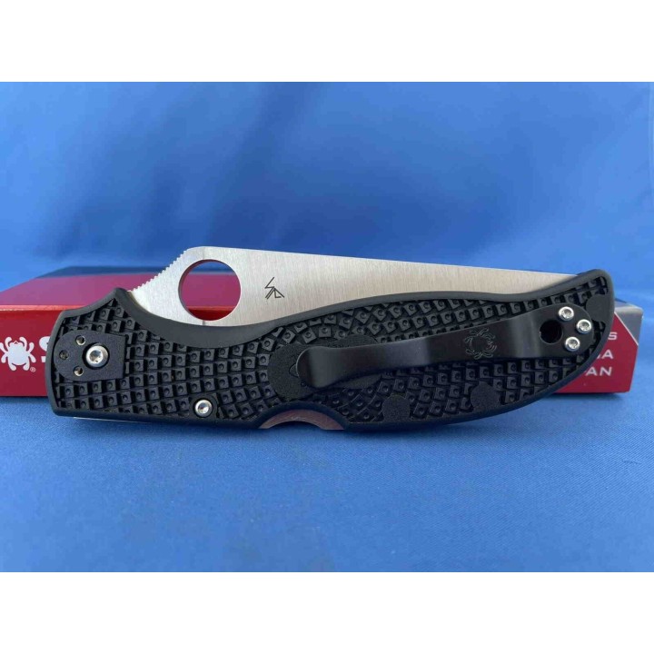 Couteau Spyderco Stretch 2 XL Part Serrated Lame Acier VG-10 Manche FRN Lockback Made In Japan SC258PSBK - Livraison Gratuite