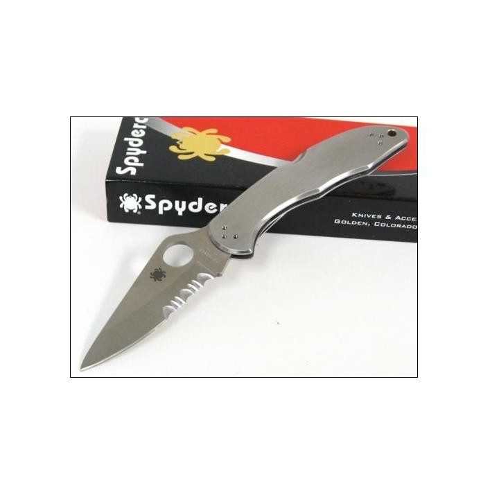Couteau SPYDERCO SC11PS DELICA 4 STAINLES SERRATED