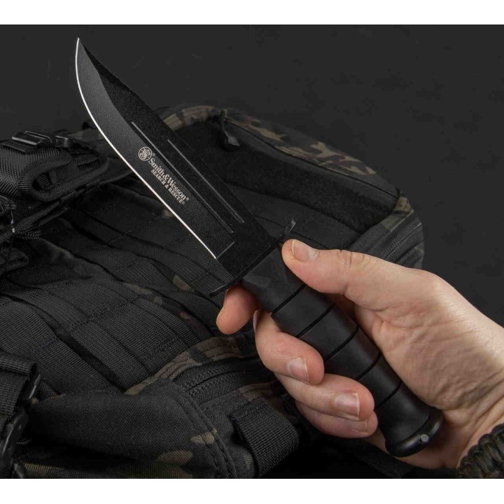 Couteau Smith&Wesson Search & Rescue Lame Acier 7Cr17MoV Manche Caoutchouc Etui Nylon+Pierre SWSUR2CP - Livraison Gratuite