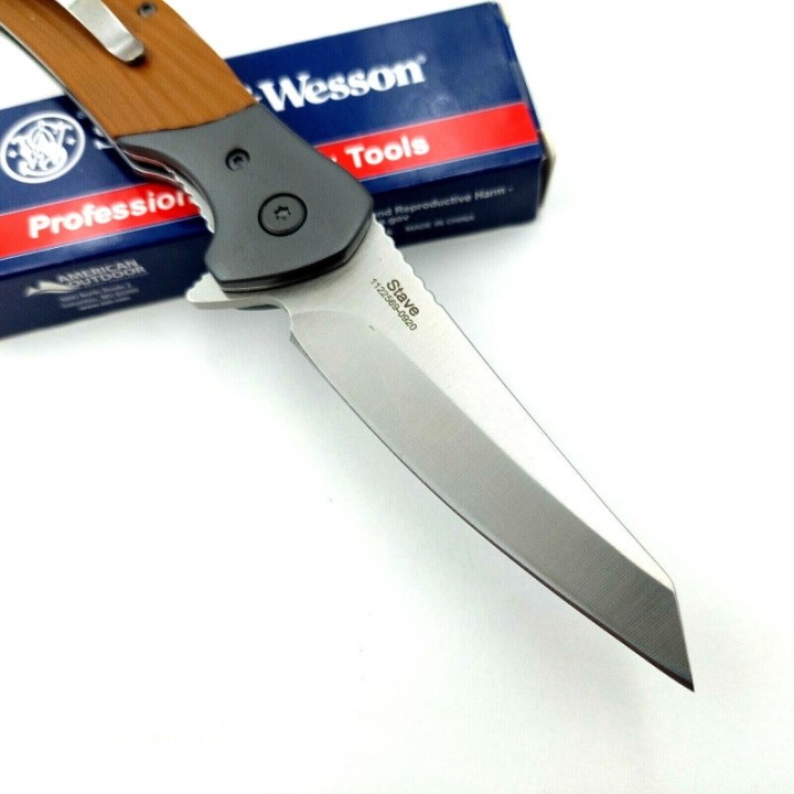 Couteau Smith&Wesson Stave Tan Manche G10 Lame Acier 8Cr13MoV Linerlock Clip SW1122569 - Livraison Gratuite