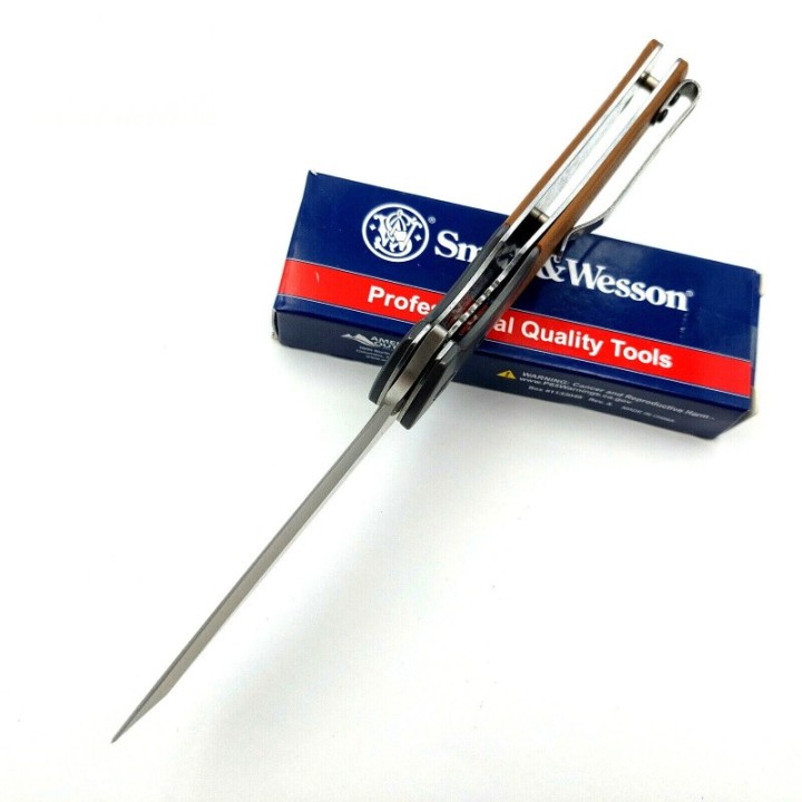 Couteau Smith&Wesson Stave Tan Manche G10 Lame Acier 8Cr13MoV Linerlock Clip SW1122569 - Livraison Gratuite