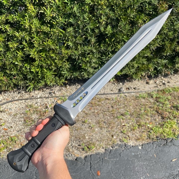 Sabre Glaive United Cutlery Honshu Gladiator Sword Lame Acier 7Cr13 Manche TPR Etui Cuir UC3431 - Livraison Gratuite
