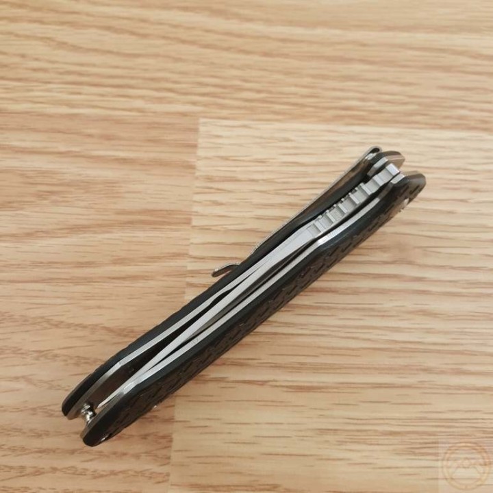 Couteau Schrade Delta Class Scramble Lame Acier AUS-10 Manche Alu Linerlock Clip SCH1159311 - Livraison Gratuite