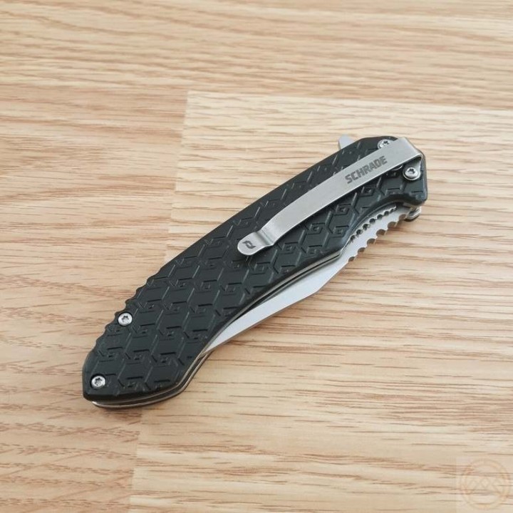 Couteau Schrade Delta Class Scramble Lame Acier AUS-10 Manche Alu Linerlock Clip SCH1159311 - Livraison Gratuite