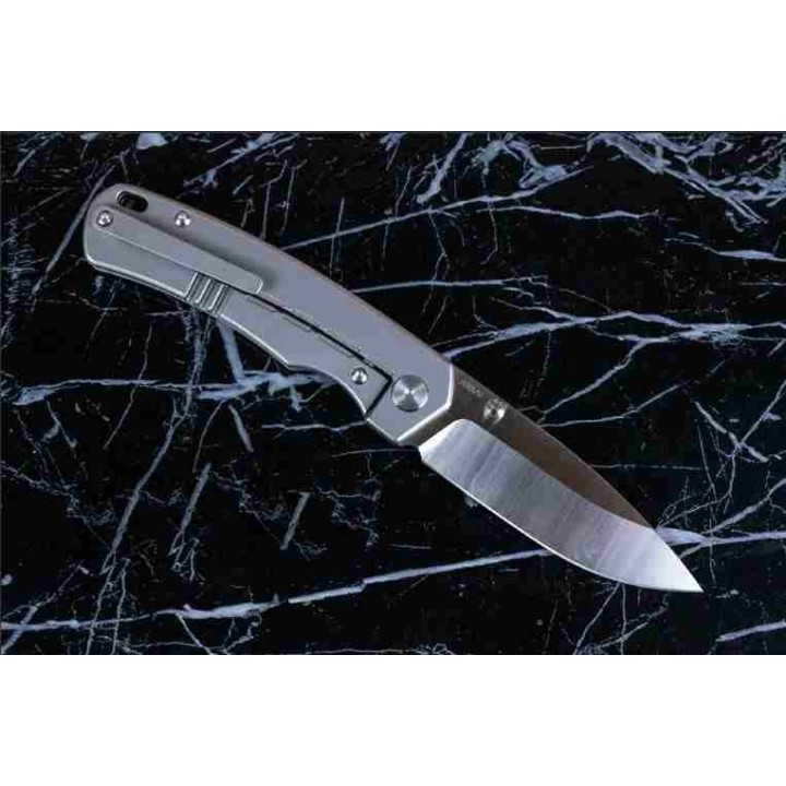 Couteau QSP Puffin Gray Manche Titane/Fibre Carbone Lame Acier S35VN IKBS Framelock Clip QS127E2 - Livraison Gratuie