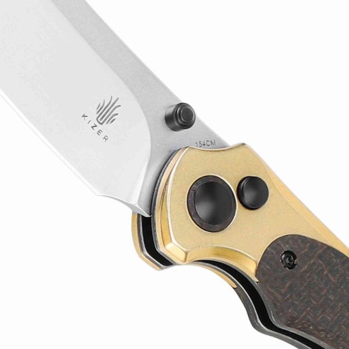 Couteau Kizer Clairvoyant Green Manche Micarta/Laiton Lame Acier 154CM Button Lock KIV4626C1 - Livraison Gratuite