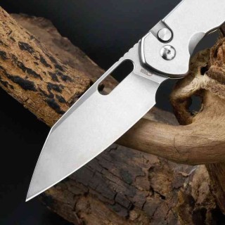 Couteau CJRB Pyrite Wharncliffe Lame Acier AR-RPM9 Satin Manche Acier Button Lock IKBS Clip J1925AST - Livraison Gratuite