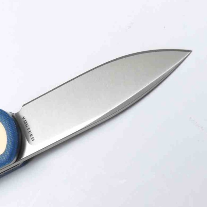 Couteau Vosteed Corgi Blue Lame Acier 14C28N Stonewash Manche Micarta IKBS Trek Lock Clip VOSCGVTML - Livraison Gratuite