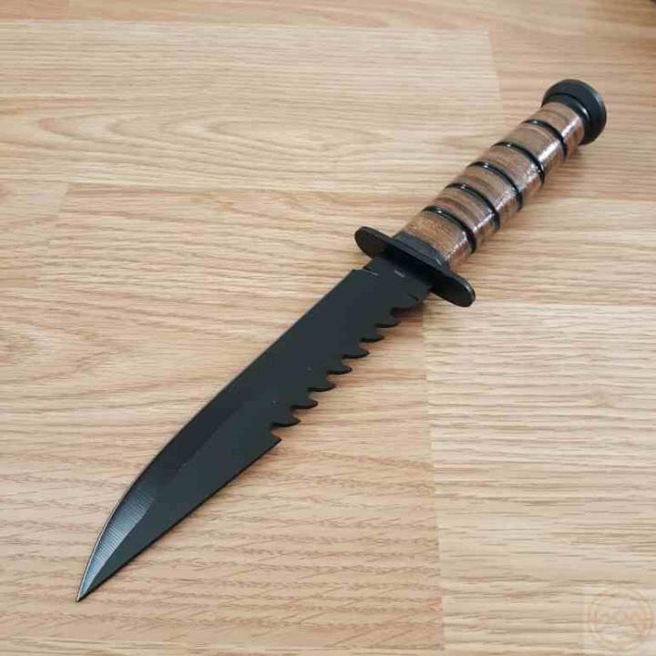 F18109B Couteau Frost Cutlery Combat Survival Manche Cuir Lame Acier Inox Etui Nylon - Livraison Gratuite