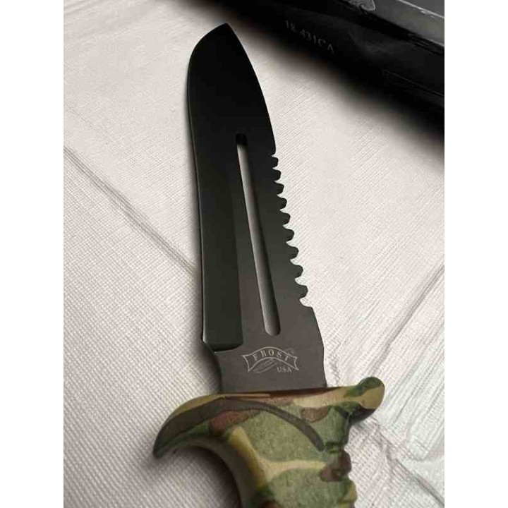 F18431CA Lot de 3 Couteau Frost Cutlery Jungle Fever IV Bowie Lame Acier Inox Manche Camo Etui Nylon - Livraison Gratuite