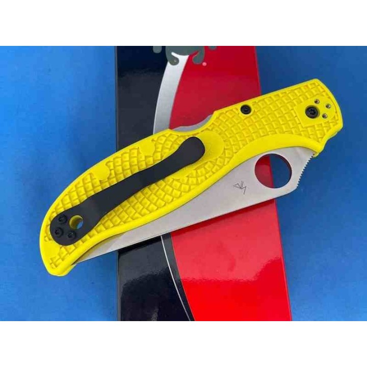 Couteau Spyderco Stretch 2 XL Salt Yellow Lame Acier H-2 Serr Manche FRN Lockback Made Japan SC258SYL - Livraison Gratuite