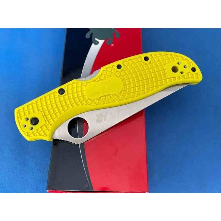 Couteau Spyderco Stretch 2 XL Salt Yellow Lame Acier H-2 Serr Manche FRN Lockback Made Japan SC258SYL - Livraison Gratuite