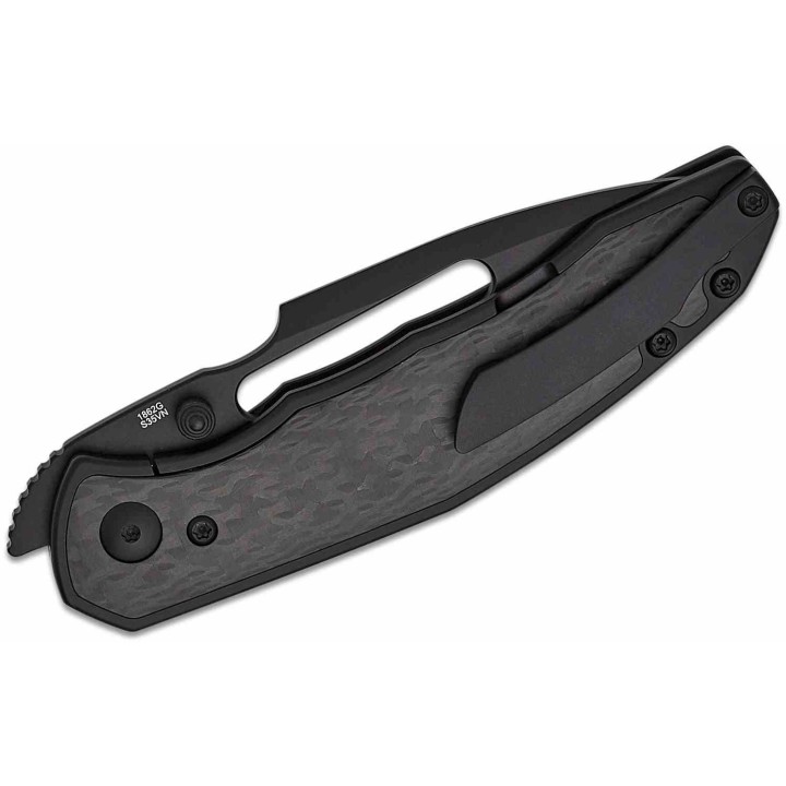 Couteau ArtisanCutlery Boa Black Manche Titane/Fibre Carbone Lame Acier S35VN Black IKBS ATZ1862GCF - Livraison Gratuite