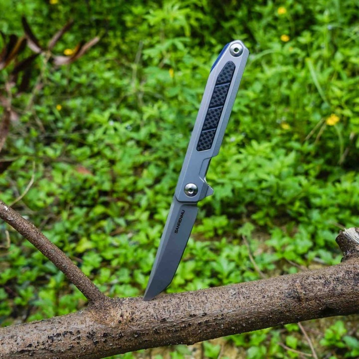 Couteau SRM 1162 Sanrenmu Tanto Lame 14C28N Manche Acier/Fibre Carbone IKBS Framelock Clip SRM1162 - Livraison Gratuite