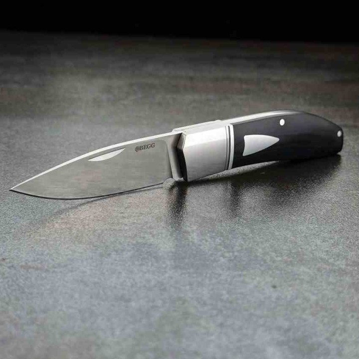 Couteau Begg Knives Traditional Large Slipjoint Lame Acier 14C28N Drop Point Manche Black G10 BG037 - Livraison Gratuite