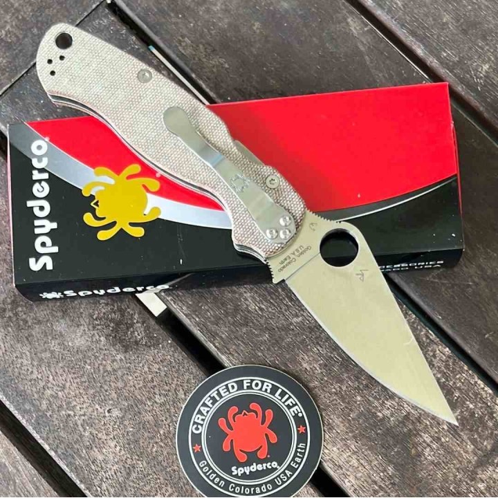 Couteau Spyderco Military 2 Compression Lock Brown Lame Acier CRU-WEAR Manche Micarta USA SC36MPCW2 - Livraison Gratuite