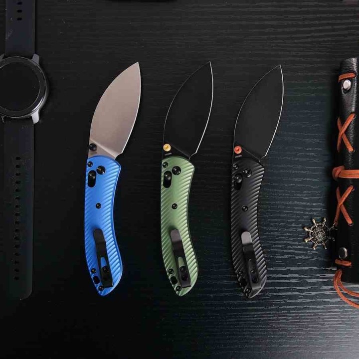 Couteau Vosteed Mini Nightshade Black Lame Kukri Acier 14C28N Blk Manche Alu IKBS Crossbar Lock VOSA0214 - Livraison Gratuite